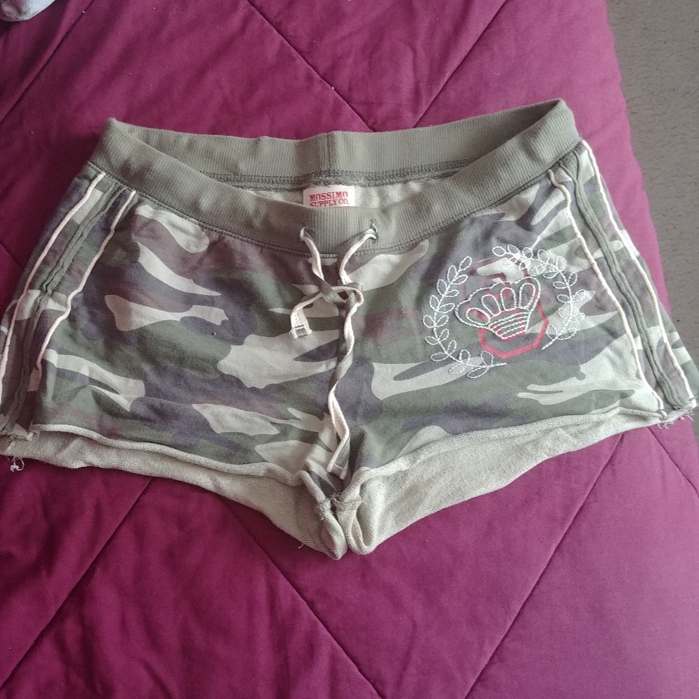 Mossimo supply co camo shorts xs